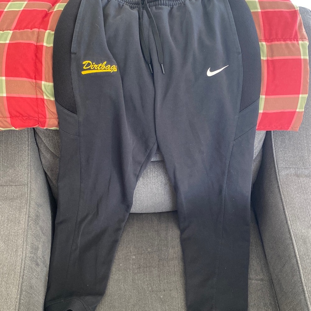 *TEAM ISSUED* LONG BEACH STATE DIRTBAGS NIKE SWEATPANT SIZE L